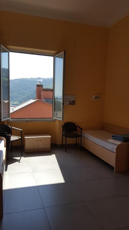 Ostello Porto Venere Екстер'єр фото